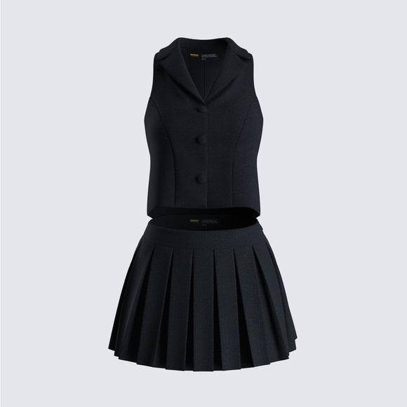 Finesse Dresses & Skirts - FINESSE Pleated Skirt